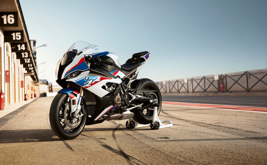 BMW Motorrad đang bán những mẫu xe máy nào tại Việt Nam?