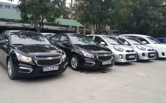 Các ưu điểm và hạn chế của việc thuê xe tự lái