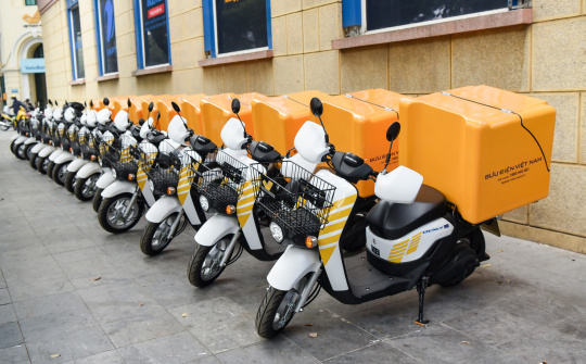 Honda triển khai thí điểm xe điện giao hàng với Bưu Điện Việt Nam