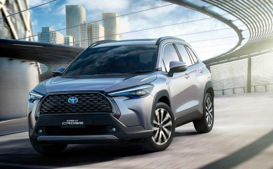 Khi nào nên mua ô tô máy xăng và máy dầu