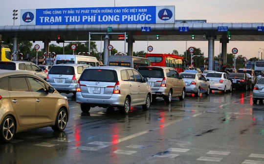 Lỗi ôtô thường gặp khi đi qua trạm thu phí dịp Tết