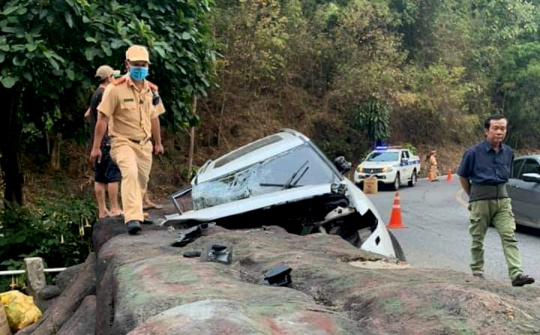 SUV BAIC Q7 gặp nạn trên đèo Bảo Lộc, 4 người thương vong