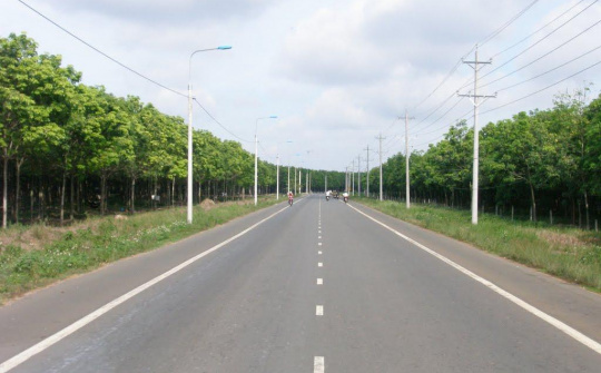 Ý nghĩa và quy cách vạch phân chia các làn xe cùng chiều