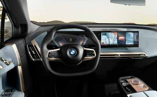 Hệ thống điều hành mới trên xe BMW giúp người dùng trải nghiệm cảm giác của Iron Man