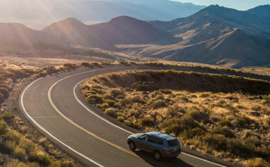 Lưu ý gì khi lái xe đường dài một mình?