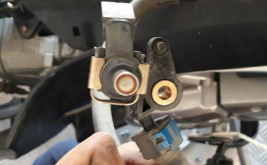 Nên vệ sinh kim phun buồng đốt cho xe máy FI khi nào?