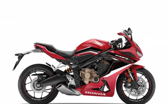 Honda trình làng 3 phiên bản mô tô phân khối lớn tại thị trường Việt Nam