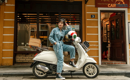 Bộ ảnh: Cô nàng mê đi "chất như nước cất" bên Vespa Picnic