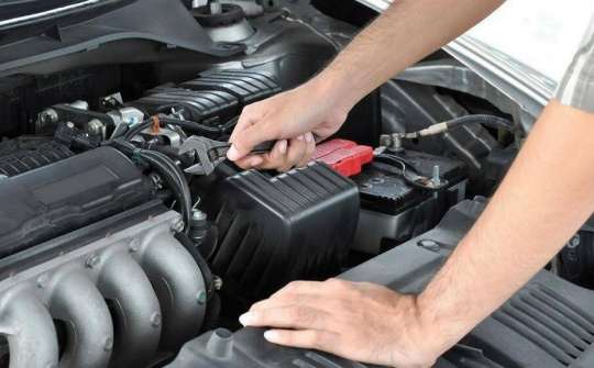 Ắc quy ô tô nhanh hỏng là do đâu?