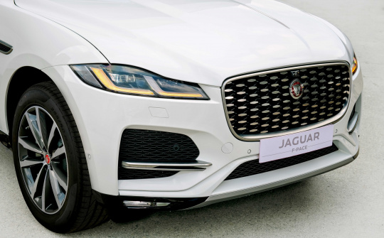 Jaguar Land Rover Việt Nam sẽ ra mắt cặp đôi xe mới theo hình thức trực tuyến