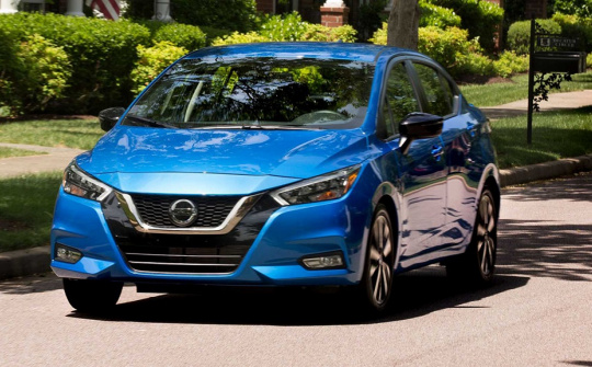 Chiều rộng ô tô là gì và nó ảnh hưởng đến những yếu tố nào của xe?