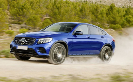 Những thói quen lái xe giúp tiết kiệm nhiên liệu