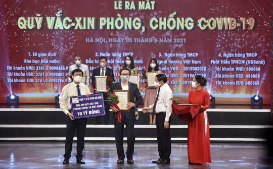 Toyota Việt Nam ủng hộ 10 tỷ cho Quỹ vắc-xin phòng Covid-19