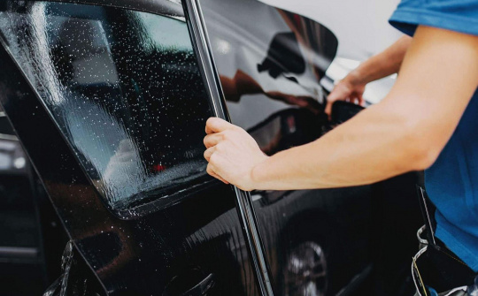 Vì sao cần phải dán phim cách nhiệt cho ô tô?