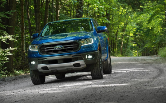 Những quy định về xe bán tải khi tham gia giao thông chủ xe cần lưu ý