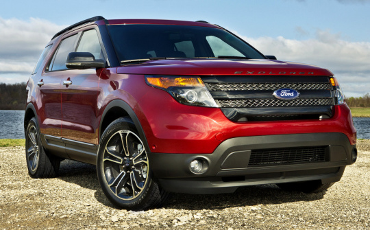 676.000 xe Ford Explorer lỗi bị triệu hồi