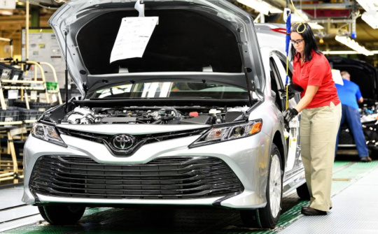 Toyota vượt GM, trở thành nhà sản xuất ô tô bán chạy nhất nước Mỹ trong quý II/2021