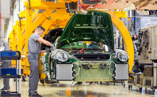 Porsche hướng tới sử dụng vật liệu tái tạo khi sản xuất xe