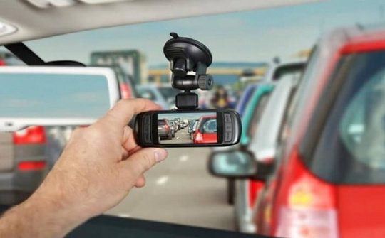 Phương tiện nào bắt buộc phải lắp camera hành trình năm 2021?