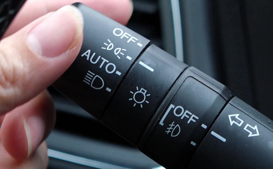 Kinh nghiệm sử dụng đèn pha ô tô đúng cách nhất