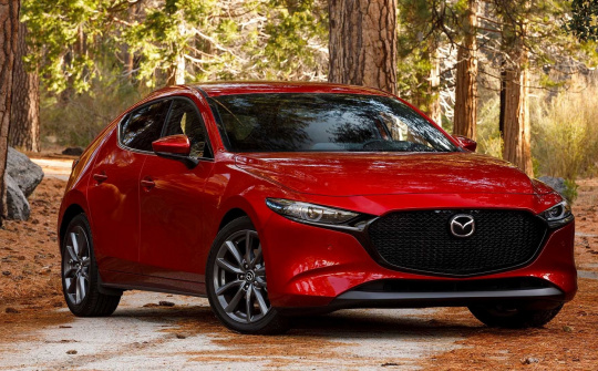 Mazda đang bán những mẫu xe nào tại thị trường Việt Nam?