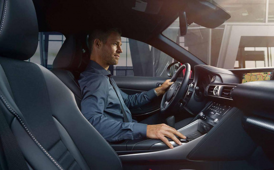 Sang trọng, trẻ trung và đầy hứng khởi - Xu hướng chọn xe mới của giới thượng lưu