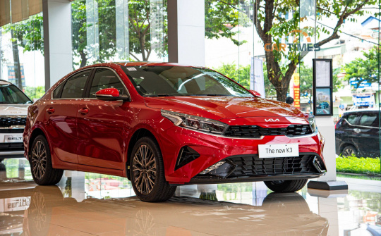 Top 5 xe bán chạy nhất phân khúc sedan hạng C năm 2021