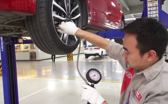 Bảo dưỡng ô tô chơi Tết cần chú ý những gì?