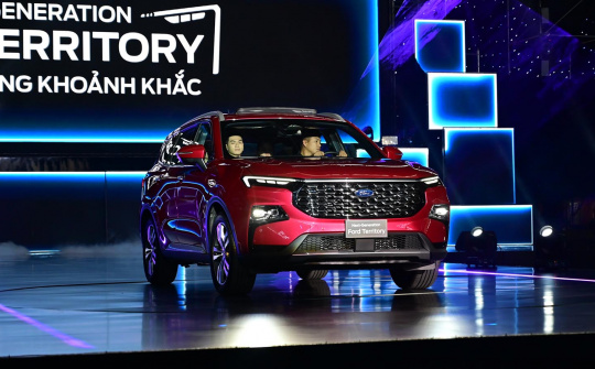 Ford Territory thế hệ mới ra mắt Việt Nam, giá từ 822 triệu đồng