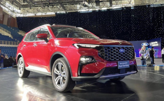 Giá lăn bánh xe Ford Territory 2023 tại Việt Nam