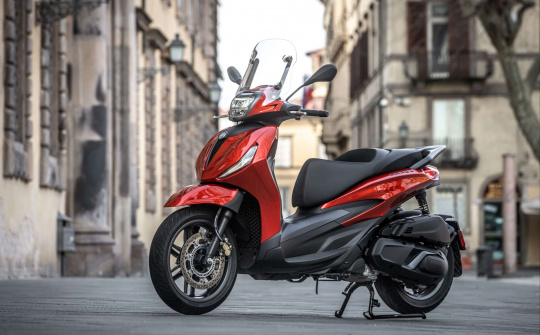 Piaggio trình làng 2 dòng xe tay ga mới tại thị trường Việt Nam, đối trọng Honda SH 350i