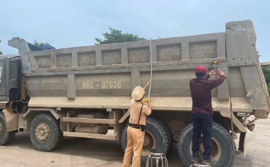 Mở rộng thùng xe ô tô sai quy định bị xử phạt như thế nào?