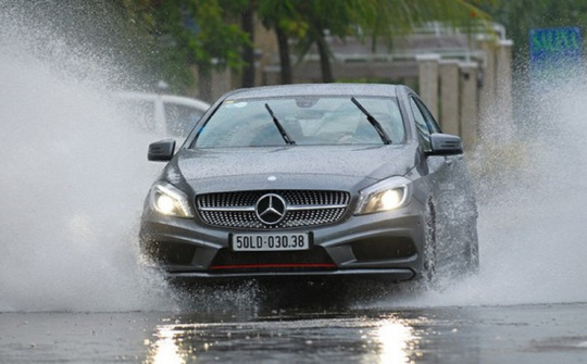 Lái xe trong trời mưa rét cần lưu ý những gì?