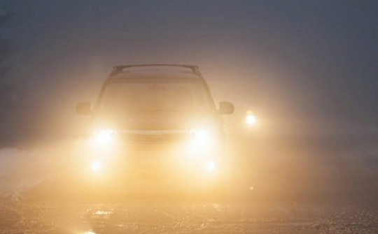 Trời lạnh và sương mù, lái xe cần lưu ý điều gì?
