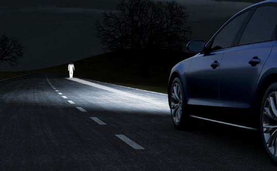 Đèn gầm xe ô tô có tác dụng gì?