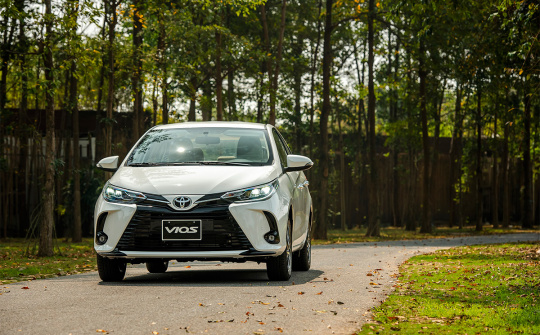 Corolla Cross và Vios tiếp tục giúp doanh số xe Toyota Việt Nam tăng mạnh