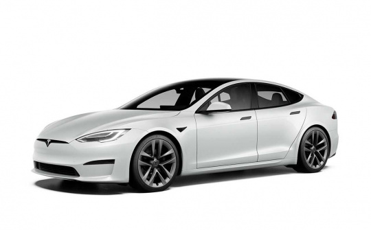 Tesla Model S bay lên dốc như trong phim và cái kết