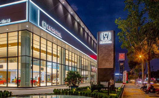 Honda Việt Nam khai trương 2 đại lý mới đạt chuẩn 5S tại miền Trung
