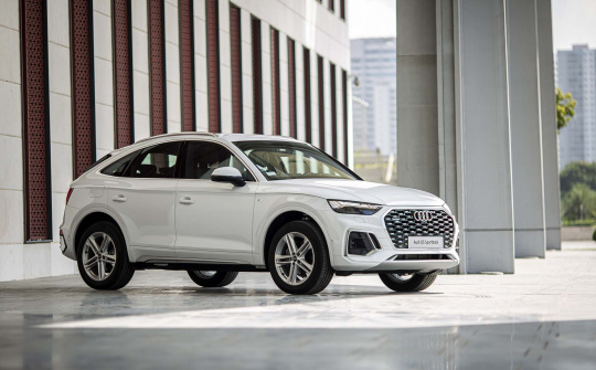 Audi Việt Nam triệu hồi thay thế túi khí trên vô lăng