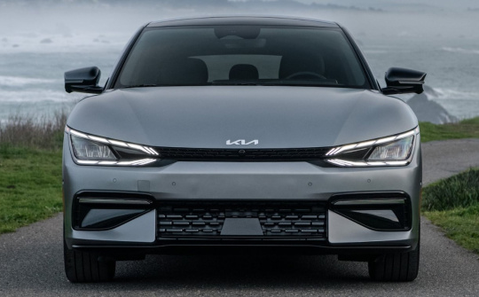 Không chỉ Việt Nam, nước Mỹ cũng có tình trạng "kèm lạc" khi mua xe mới