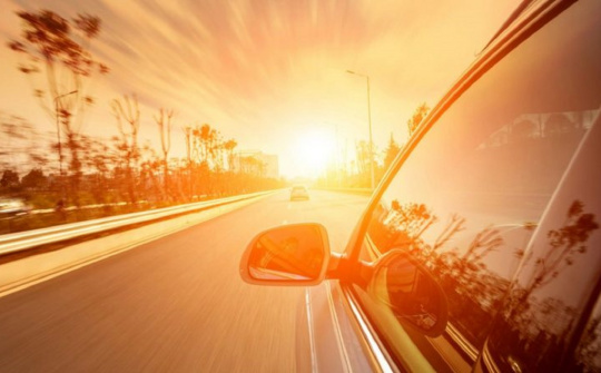 Các cách chống nóng xe ô tô hiệu quả giữa trời nắng đổ lửa