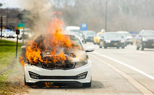 Những lưu ý phòng cháy nổ ô tô trong ngày nắng nóng