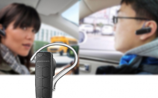 Điện thoại rảnh tay khi lái xe còn nguy hiểm hơn… uống rượu