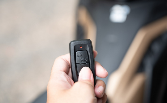 Chìa khóa smartkey bao lâu sẽ hết pin?