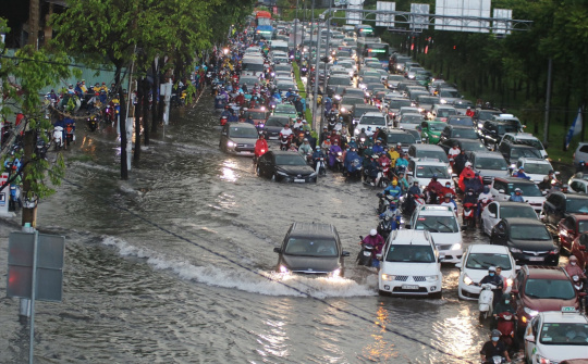 Ô tô điện có đi đường ngập nước được không?