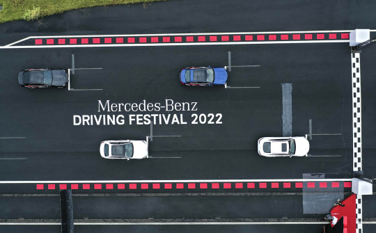 “Chơi lớn” như “Mẹc”