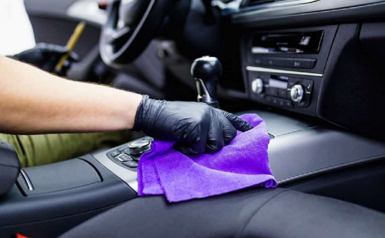 Cách làm sạch ô tô đơn giản mà hiệu quả