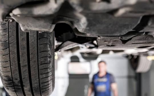 Những dấu hiệu nhận biết khi khung gầm ô tô xảy ra sự cố