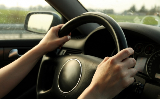 Vô lăng bị lệch và cách xử lý tài xế nào cũng cần biết
