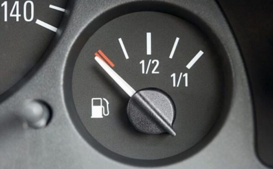 Nguyên nhân khiến đồng hồ báo nhiên liệu hoạt động không chính xác